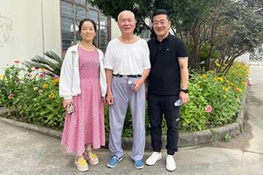 JINHAILUO asutaja hr He Shijun külastas ZHOUSHAN JWELL Screw & Barrel Co., LTD.